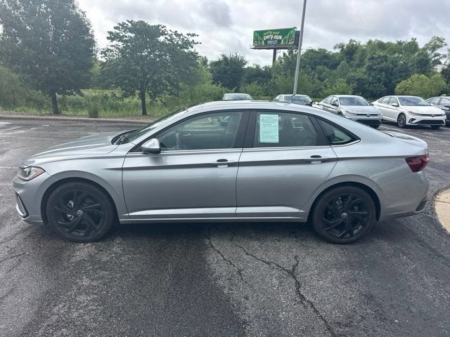 2025 Volkswagen Jetta SE