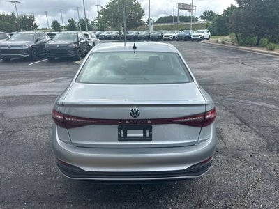 2025 Volkswagen Jetta SE