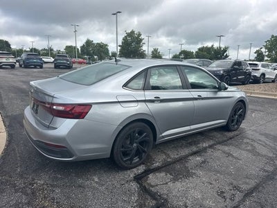 2025 Volkswagen Jetta SE