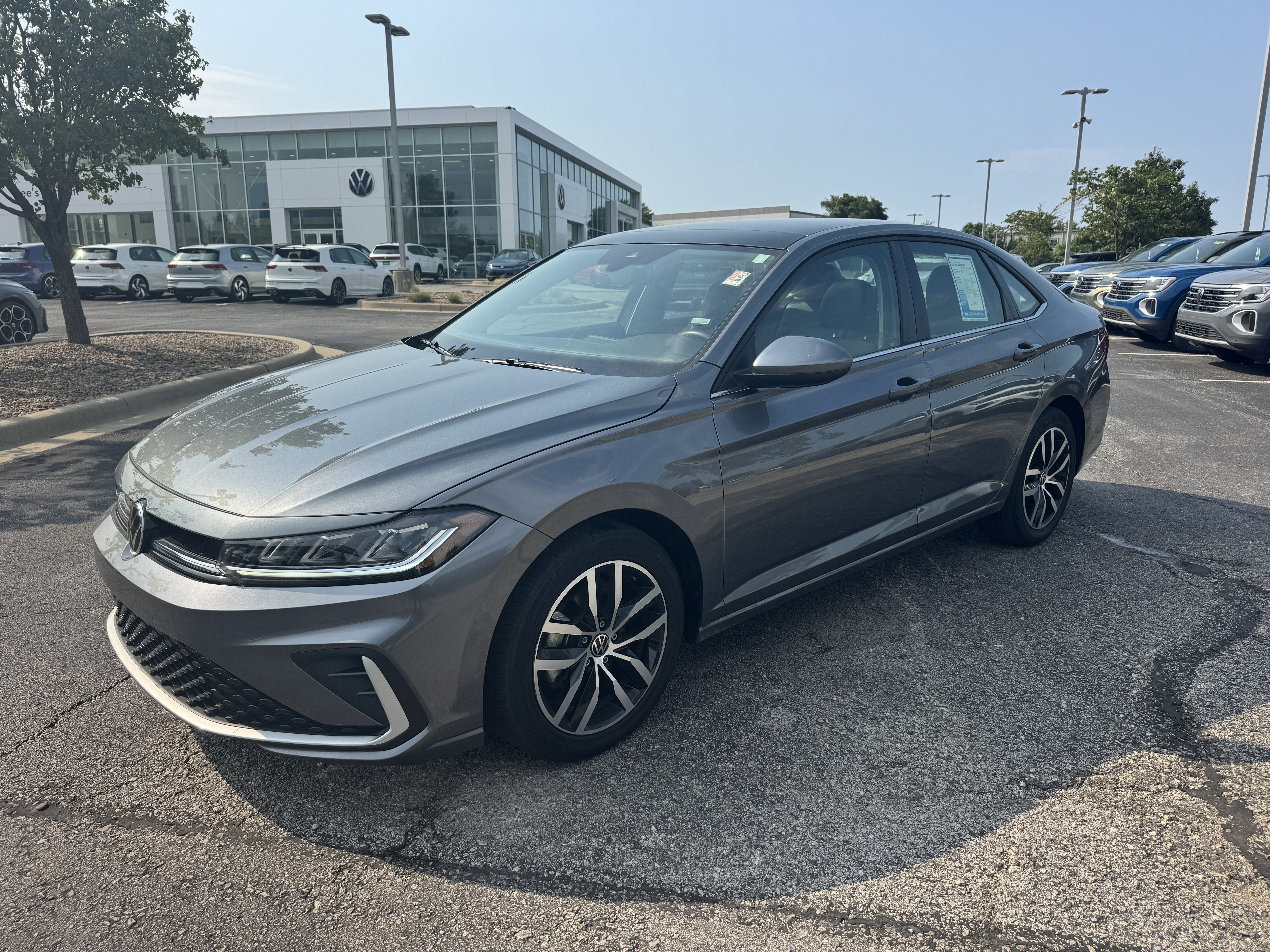 2025 Volkswagen Jetta SE