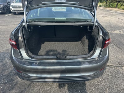 2025 Volkswagen Jetta SE