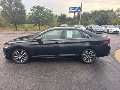 2025 Volkswagen Jetta SE