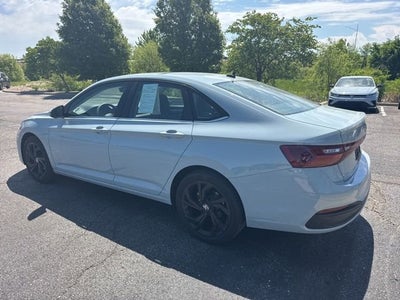 2025 Volkswagen Jetta SE