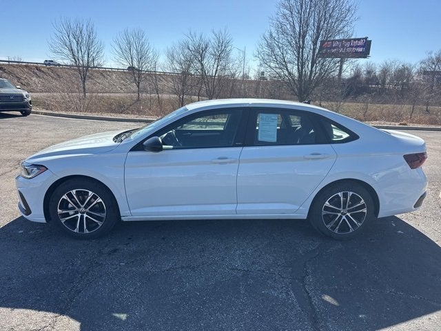 Used 2025 Volkswagen Jetta Sport with VIN 3VWBX7BU7SM042370 for sale in Kansas City