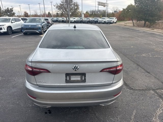 2020 Volkswagen Jetta R-Line