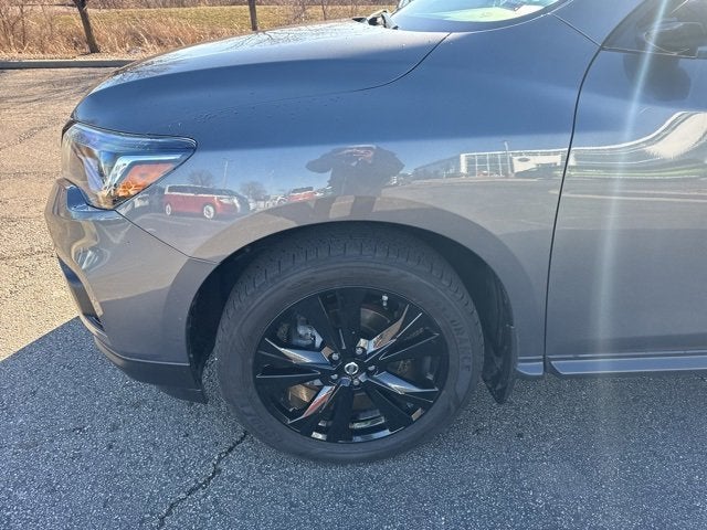 2018 Nissan Pathfinder SL