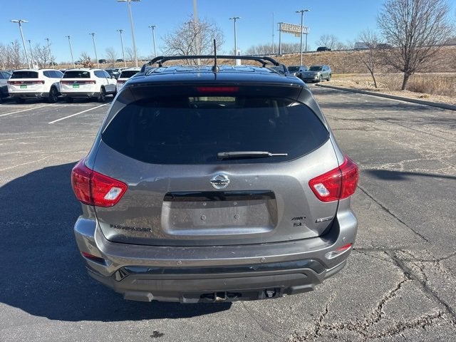 2018 Nissan Pathfinder SL