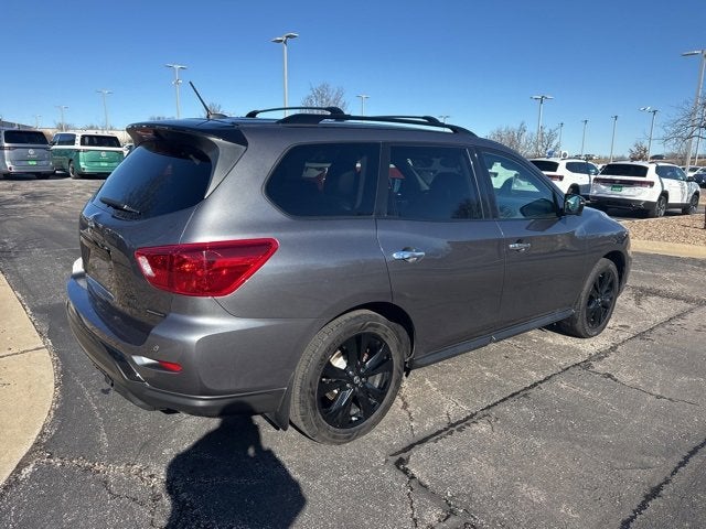 2018 Nissan Pathfinder SL
