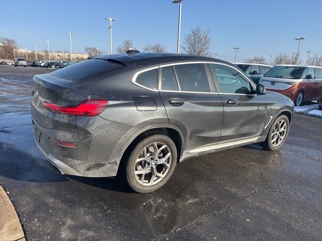 2024 BMW X4 xDrive30i