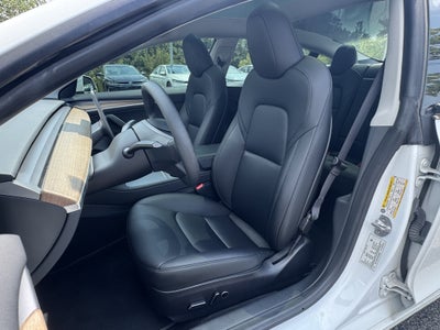 2023 Tesla Model 3 Performance