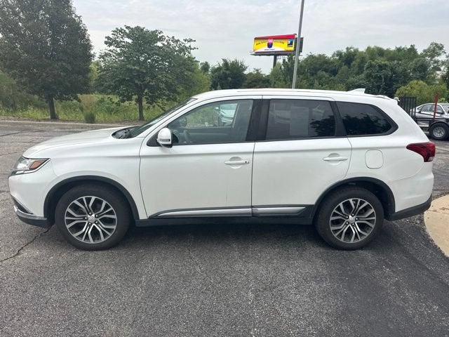 2018 Mitsubishi Outlander ES
