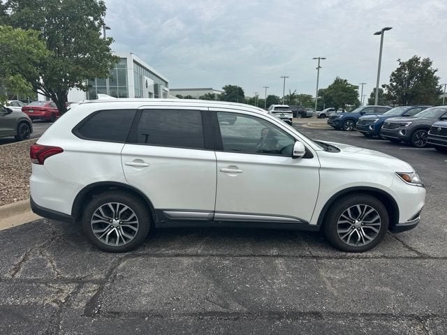 2018 Mitsubishi Outlander ES