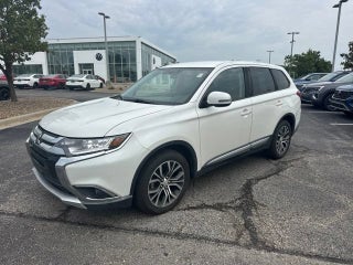 2018 Mitsubishi Outlander Base