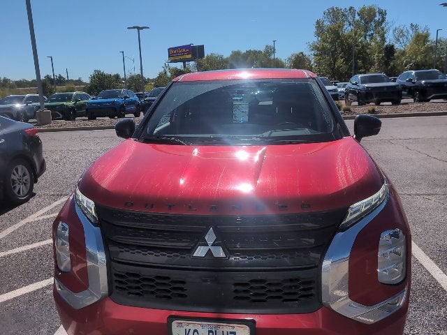 2024 Mitsubishi Outlander SE Black Edition w/Pano Roof