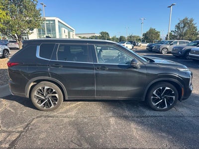2022 Mitsubishi Outlander SEL