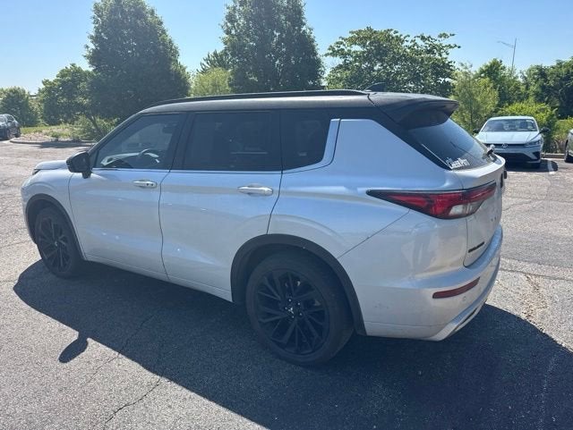 2022 Mitsubishi Outlander SEL