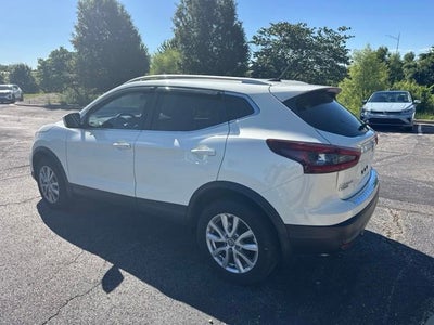 2022 Nissan Rogue Sport SV