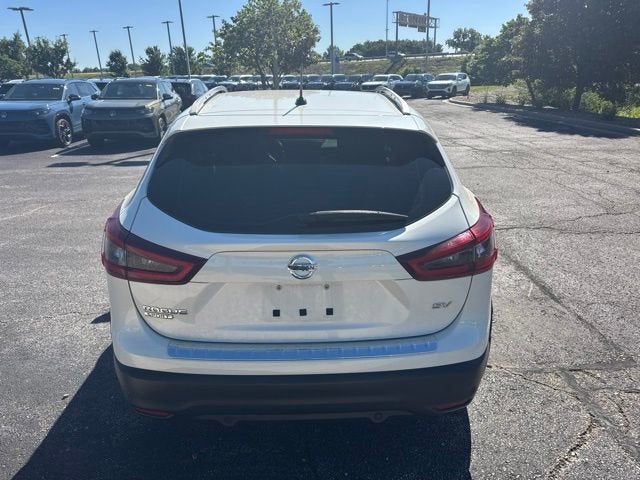 2022 Nissan Rogue Sport SV