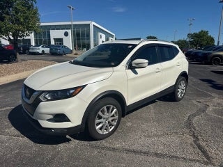2022 Nissan Rogue Sport SV