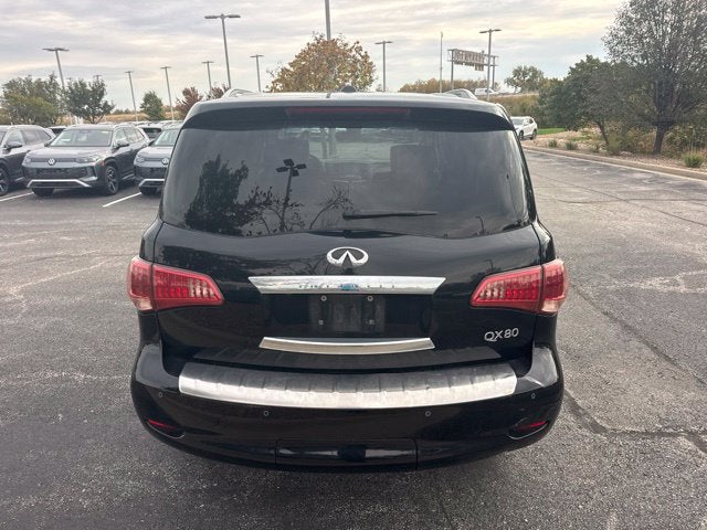 2016 INFINITI QX80 Base