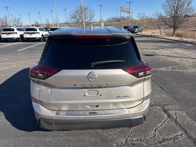 2025 Nissan Rogue SL