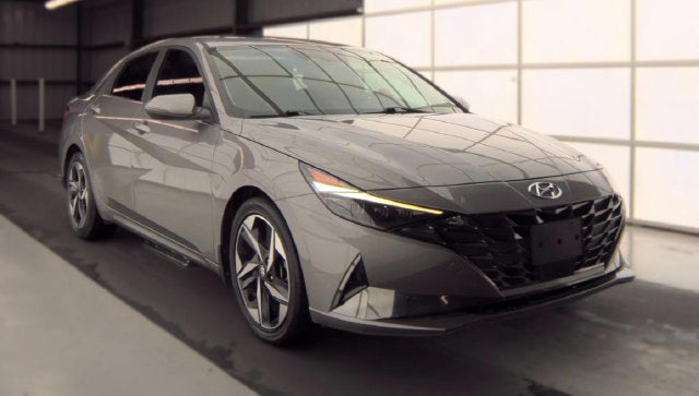 2022 Hyundai Elantra Limited
