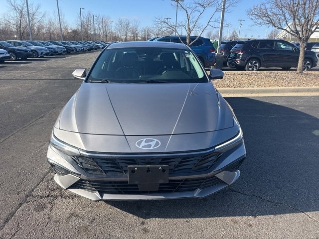 2024 Hyundai Elantra Limited