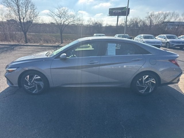 2024 Hyundai Elantra Limited