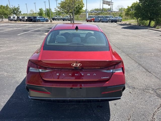 2025 Hyundai Elantra Limited