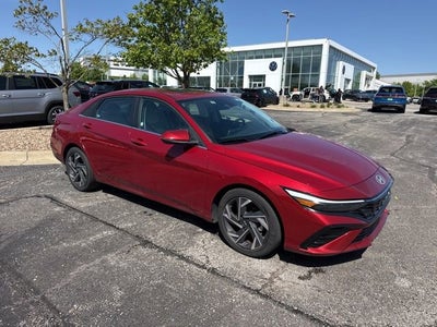 2025 Hyundai Elantra Limited