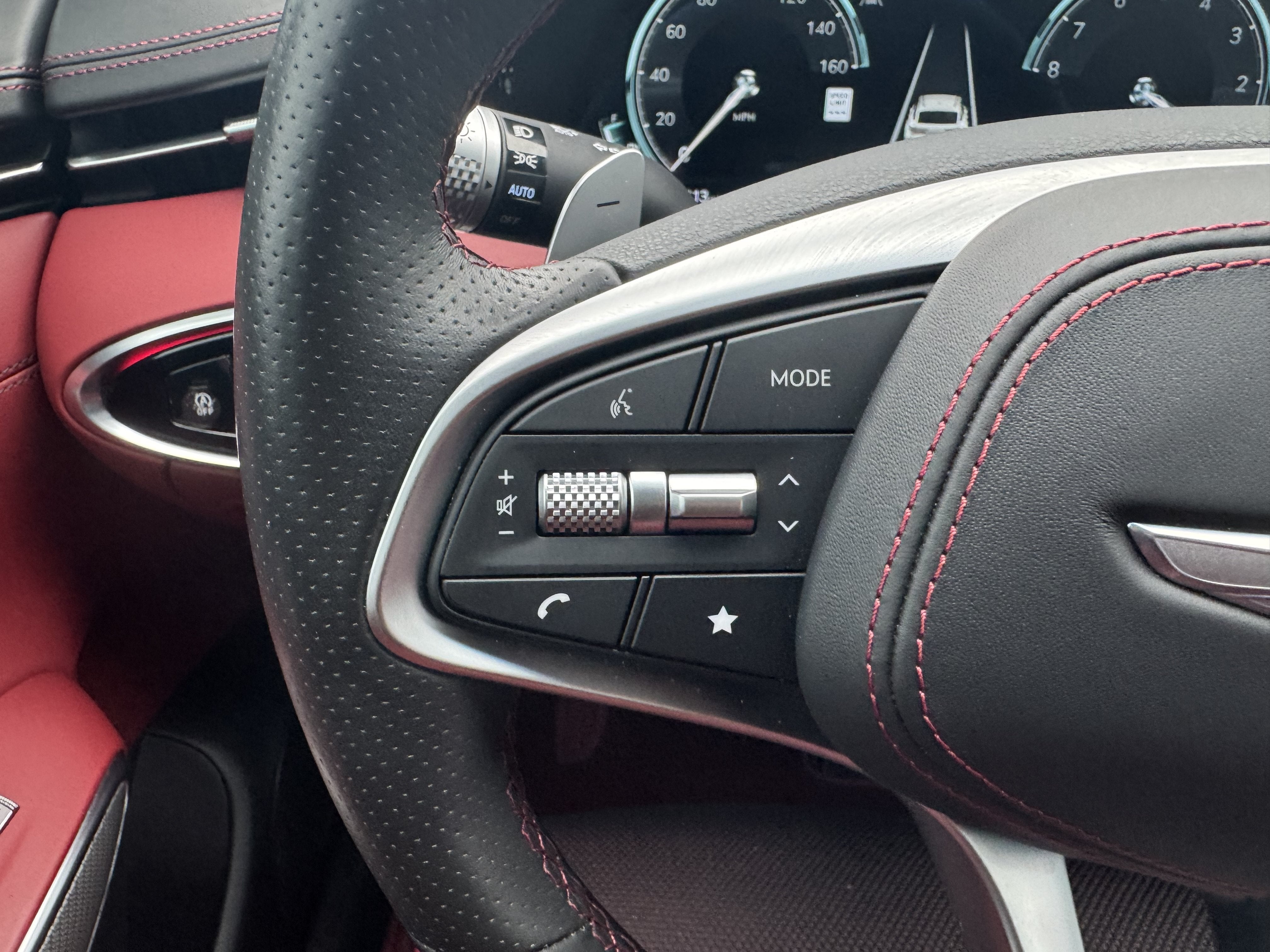 2023 Genesis GV70 2.5T