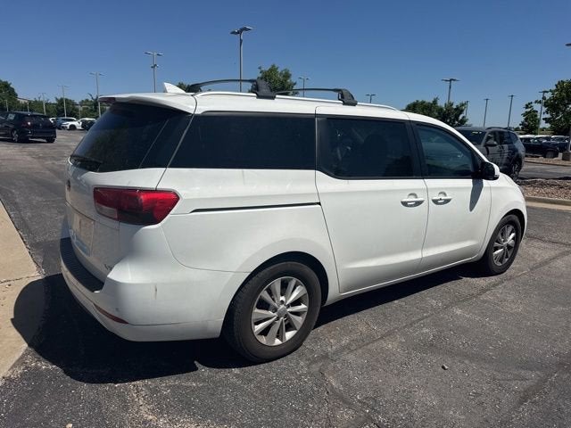 2017 Kia Sedona LX