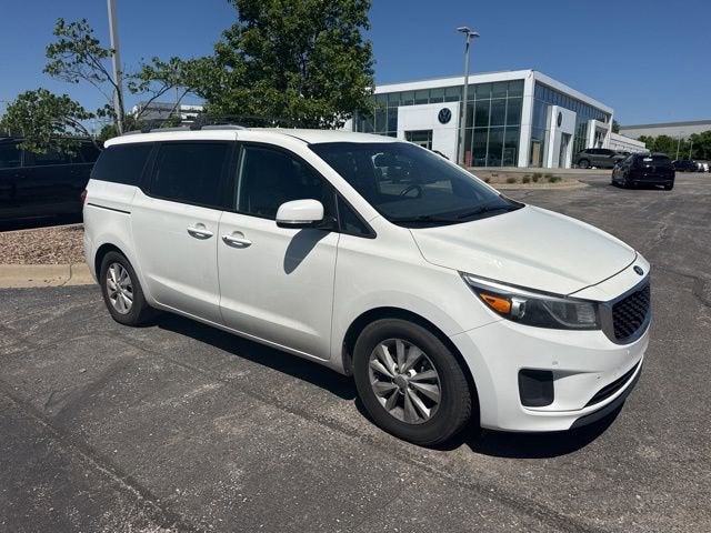 2017 Kia Sedona LX