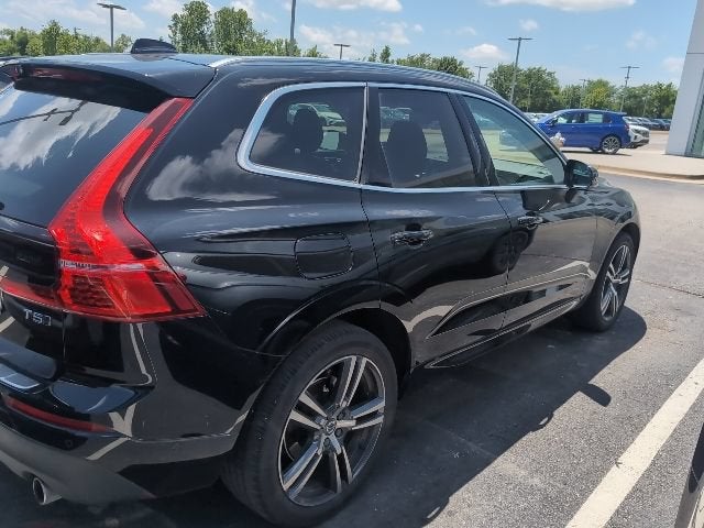 2018 Volvo XC60 Momentum