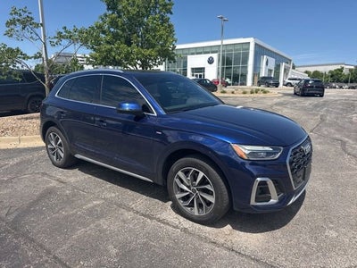 2022 Audi Q5 S line Premium