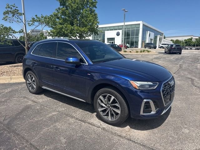 2022 Audi Q5 S line Premium