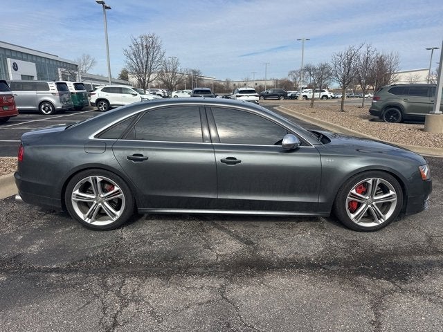 2013 Audi S8 4.0T