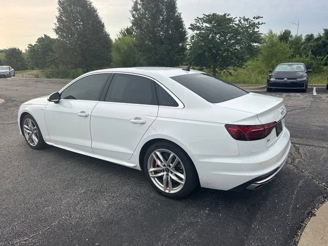2022 Audi A4 Sedan S line Premium Plus