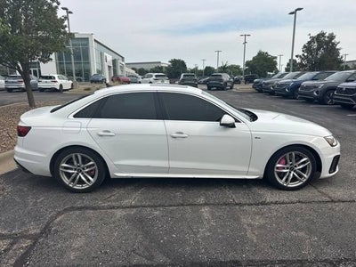 2022 Audi A4 Sedan S line Premium Plus