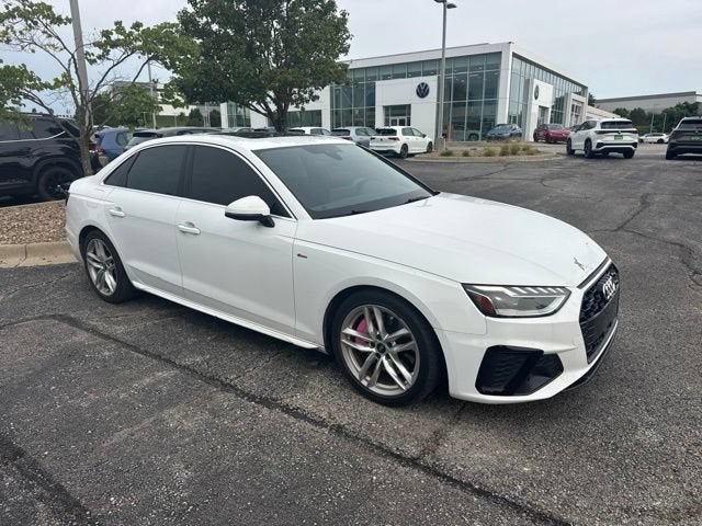 2022 Audi A4 Sedan S line Premium Plus