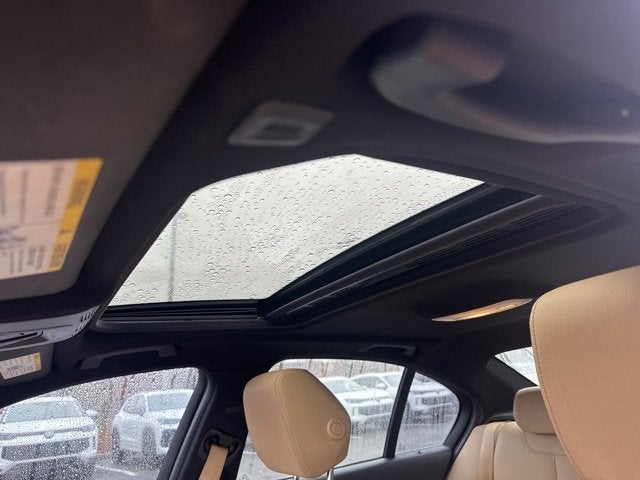 2018 BMW 3 Series 330i