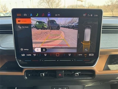 2025 Volkswagen ID. Buzz Pro S