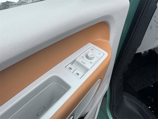 2025 Volkswagen ID. Buzz Pro S Plus