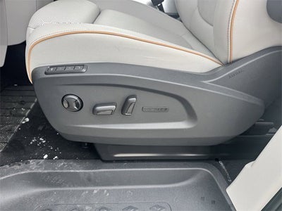 2025 Volkswagen ID. Buzz Pro S Plus