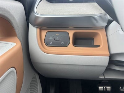 2025 Volkswagen ID. Buzz Pro S Plus