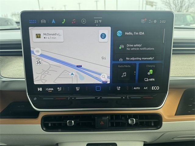 2025 Volkswagen ID. Buzz Pro S Plus