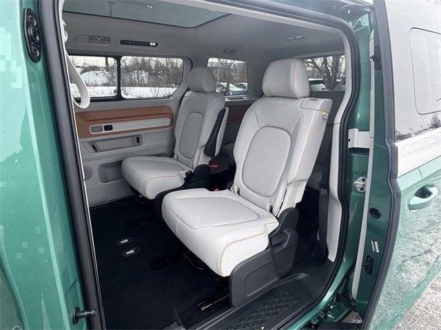 2025 Volkswagen ID. Buzz Pro S Plus