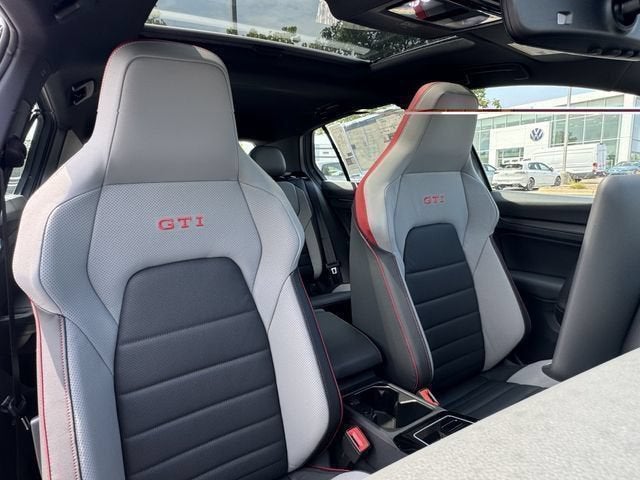 2026 Volkswagen Golf GTI SE