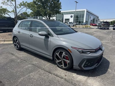 2026 Volkswagen Golf GTI SE