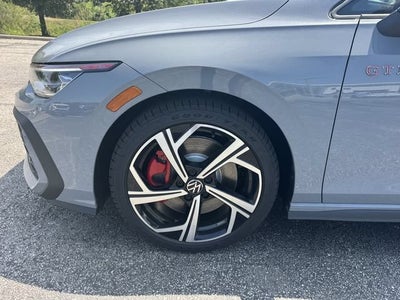 2026 Volkswagen Golf GTI SE